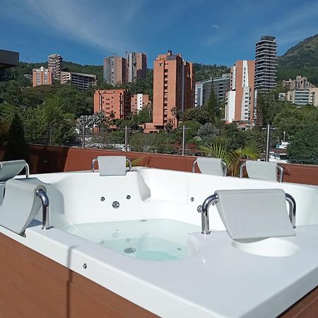Hotel Lomas 10 Medellin By Dico エクステリア 写真