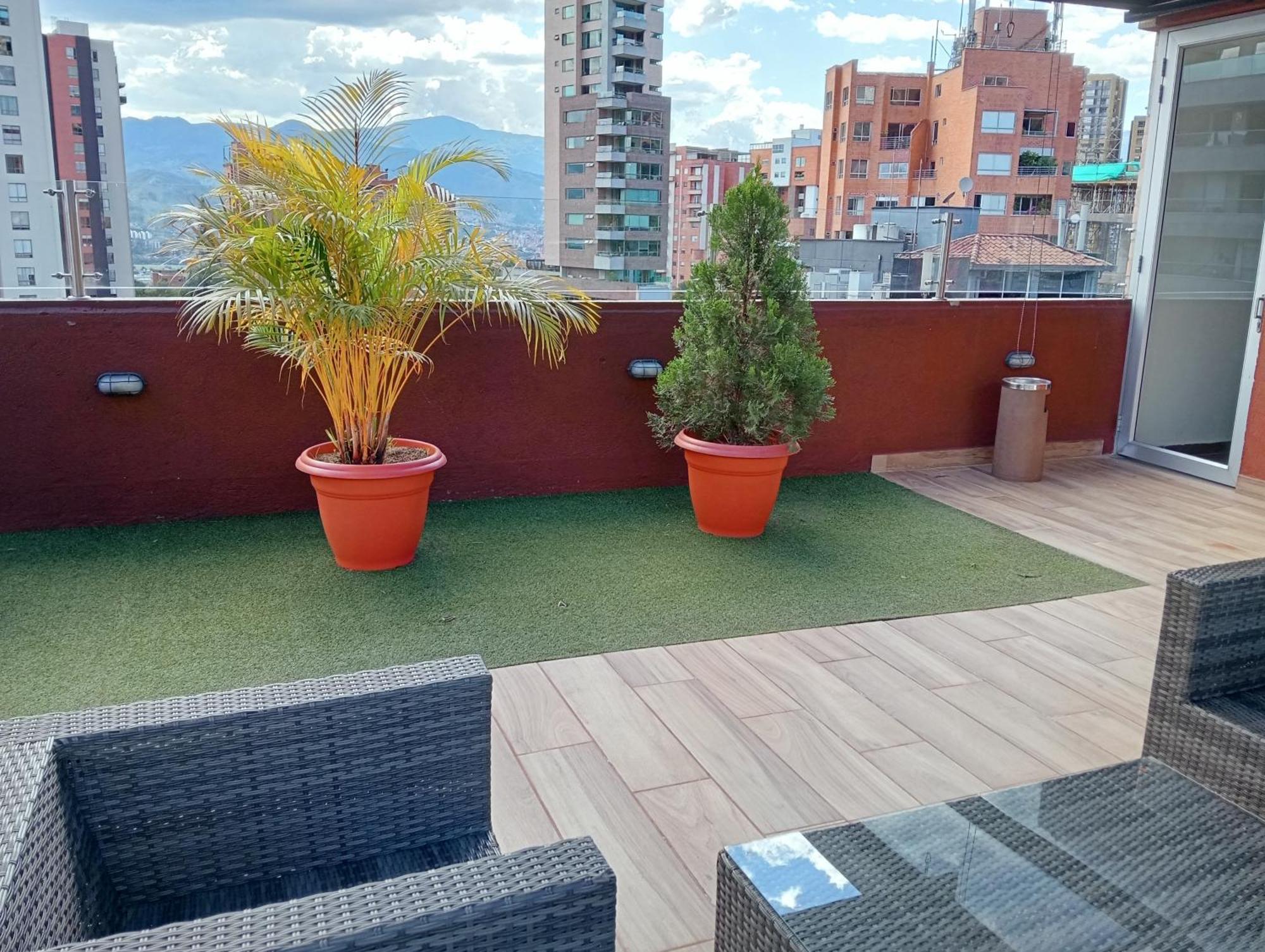 Hotel Lomas 10 Medellin By Dico エクステリア 写真