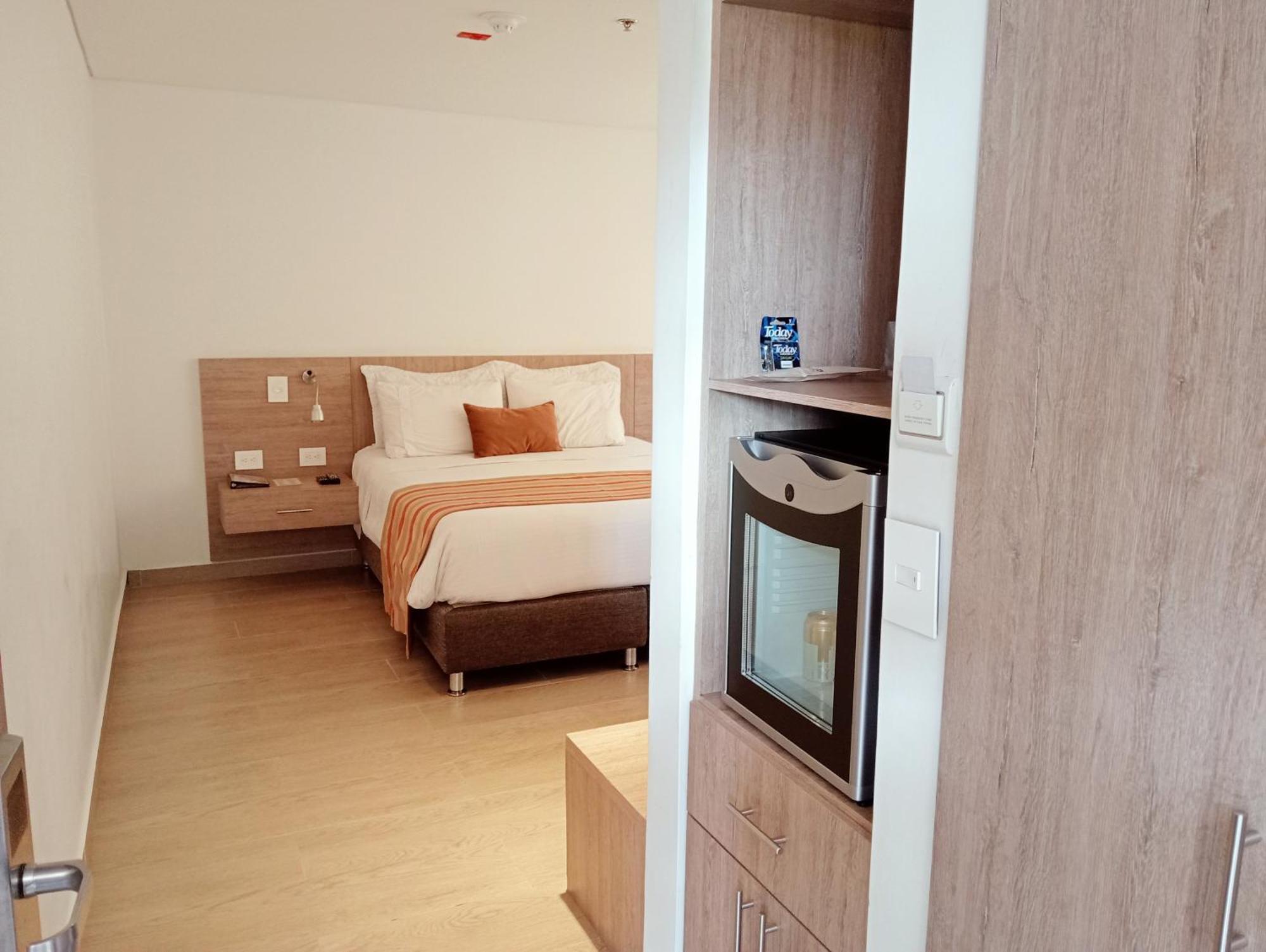 Hotel Lomas 10 Medellin By Dico エクステリア 写真